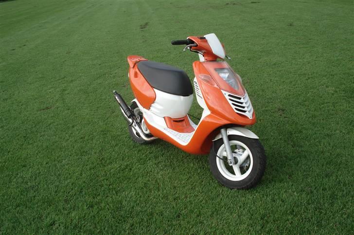 Aprilia Sonic æ Brumbass billede 2