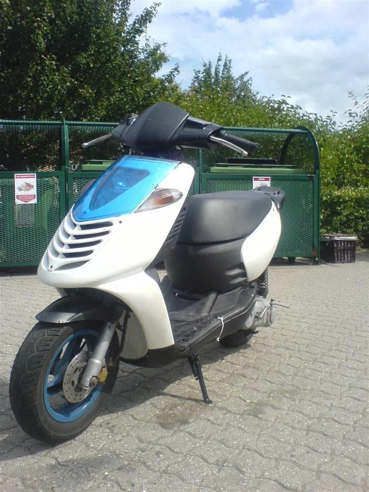 Aprilia Sonic SOLGT! billede 9