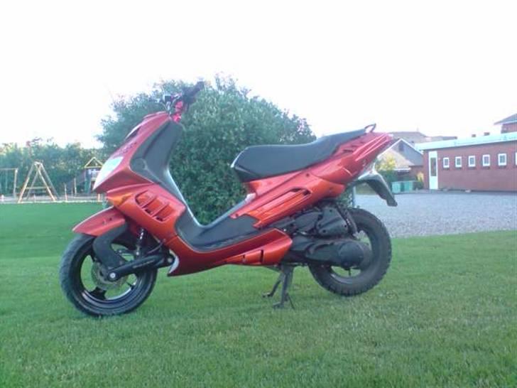 Peugeot Speedfight 2  Byttet :) - Den er langt fra færdig ! :) billede 9