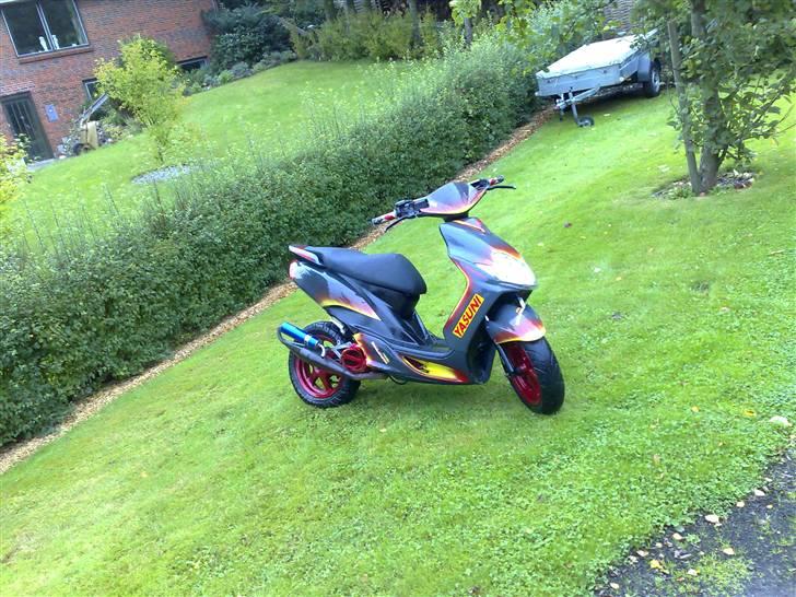 Yamaha JOG R Airbrush byttet billede 1