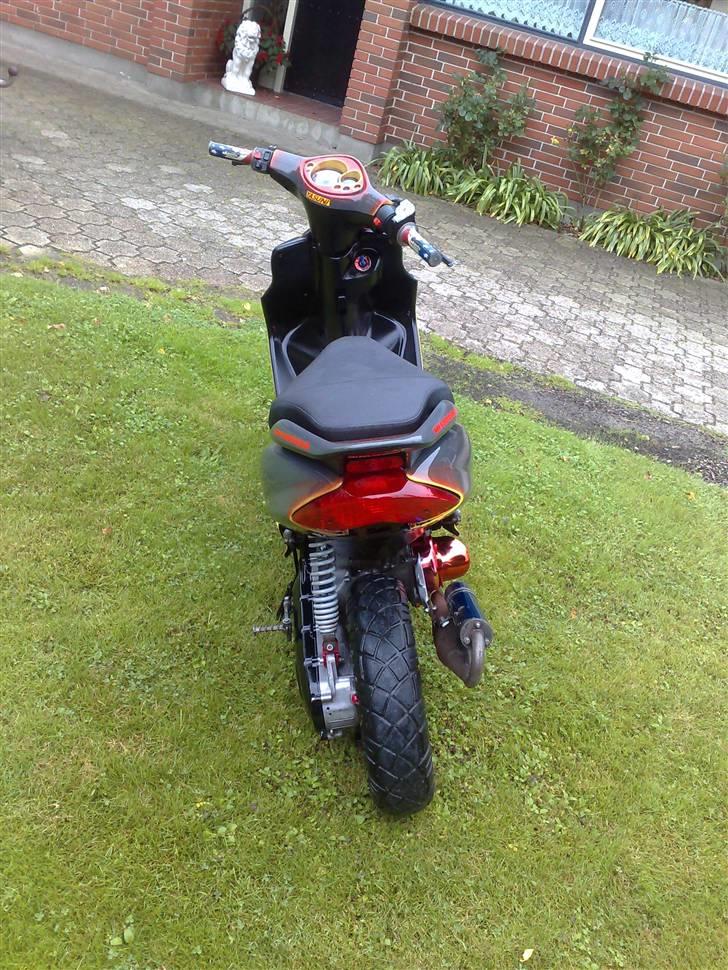 Yamaha JOG R Airbrush byttet billede 4