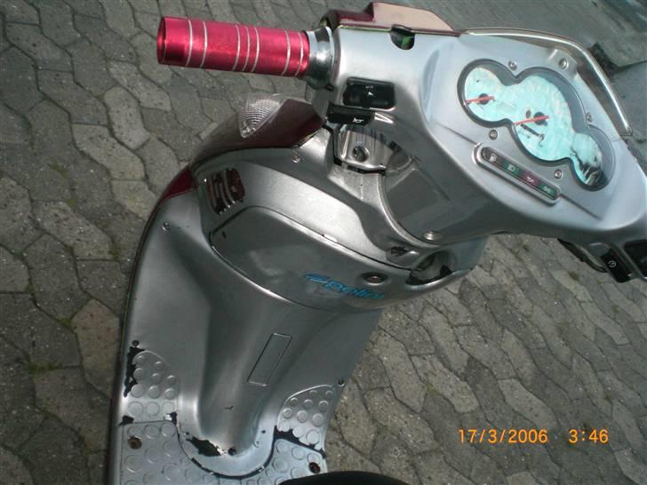 Aprilia sonic -> SOLGT <- billede 13