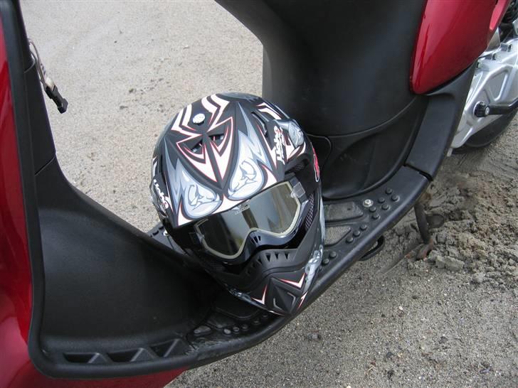 Gilera Stalker # Kørt Ned # - Min hebo hjelm billede 9