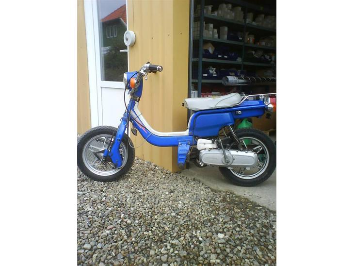 {{currentPhoto.altText}} billede {{currentPhoto.number}}