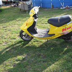 Kymco k12-BYTTET TIL 4KASSER ØL