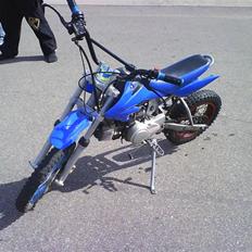 Lifan Dirt Bike 125 ccm (SOLGT)