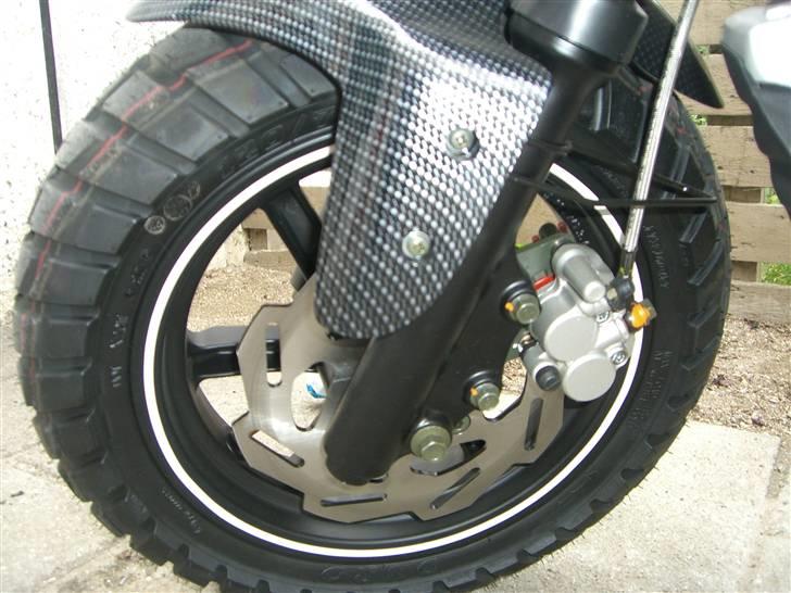 PGO PMX Naked CARBON 08 billede 9