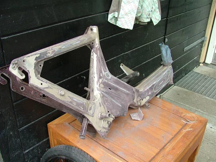 Puch Puch maxi FØR - Stellet inden ny lakering billede 14