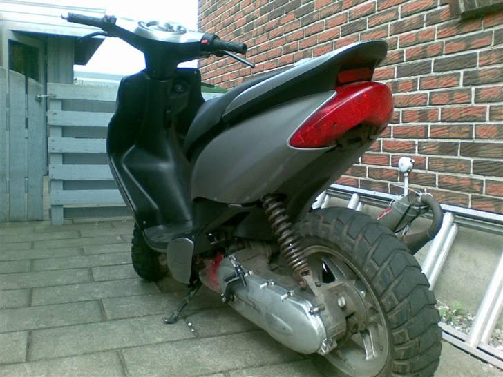 Yamaha Jog R solgt billede 5