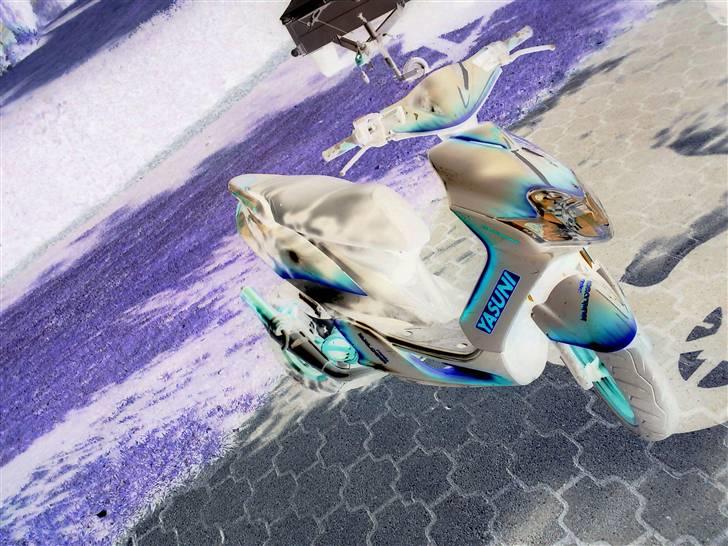 Yamaha JOG R Airbrush byttet billede 10