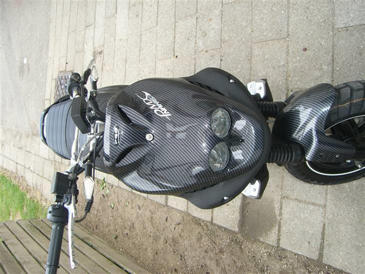 PGO PMX Naked CARBON 08 billede 1