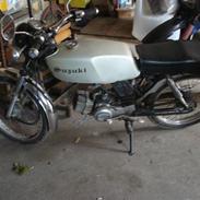 Suzuki dm 50