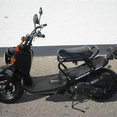 Honda Zoomer / Ruckus