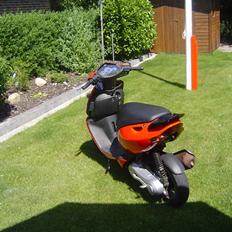 Aprilia sonic gp 06 solgt 9800 kr