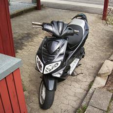 Peugeot speedfight 2 (solgt)
