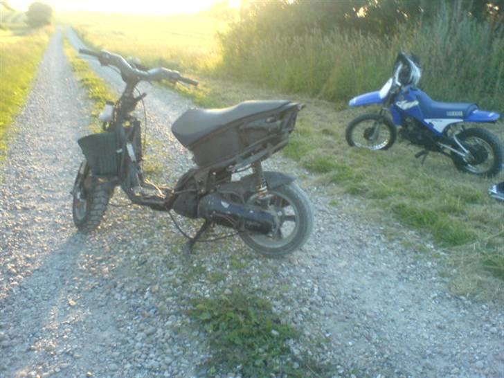 Aprilia rally LC (SOLGT) billede 8