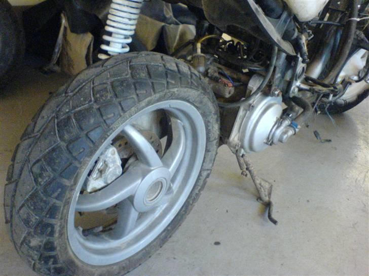 Aprilia rally/sr50 lc solgt . billede 1