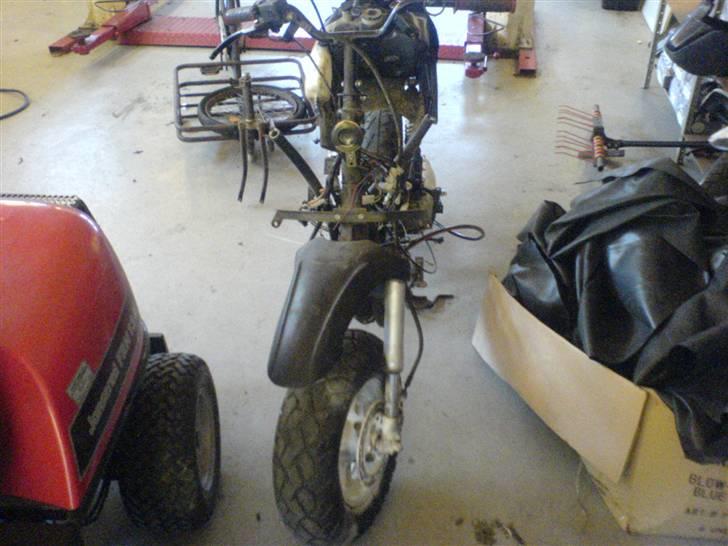 Aprilia rally/sr50 lc solgt . billede 13