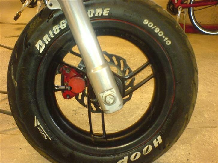 Yamaha :: Jog :: stjålet! - sonig gaffel med custom sonic fælg billede 8