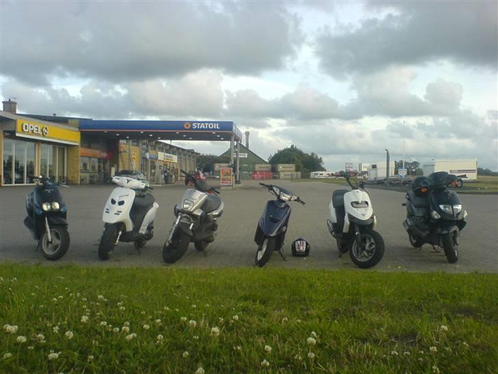 Yamaha jog fs [solgt] - Stephan´s neos, Jones typhoon, Troels´s slider, Min jog, Deni´s stalker, Kramers nødstilfælde billede 16