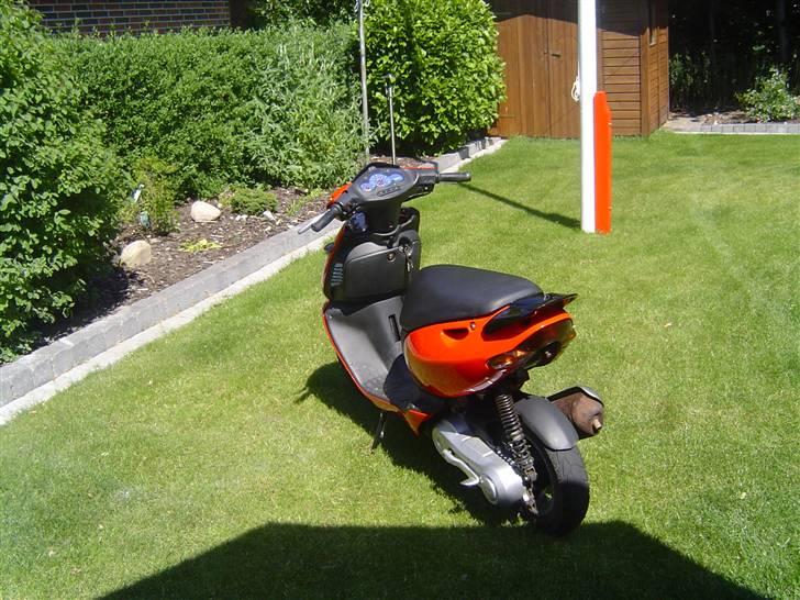 Aprilia sonic gp 06 solgt 9800 kr billede 3