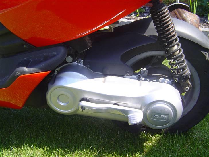 Aprilia sonic gp 06 solgt 9800 kr billede 4