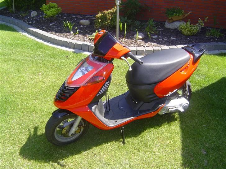 Aprilia sonic gp 06 solgt 9800 kr billede 9