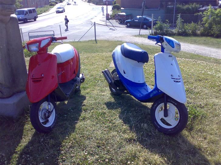 Yamaha jog as (solgt) - Min og mikkels :P mikkels med nye skjolde  billede 14