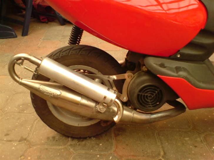 Aprilia sonic gp 06 solgt 9800 kr - sådan som den står nu. billede 10