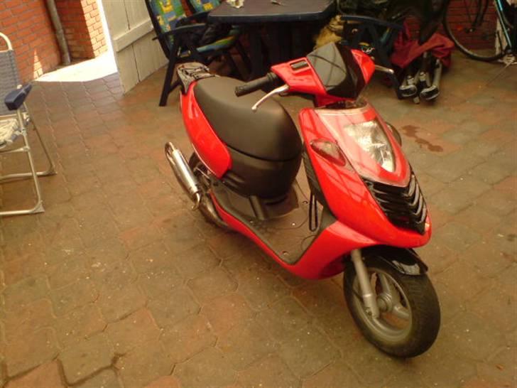 Aprilia sonic gp 06 solgt 9800 kr - sådan som den står nu. billede 12