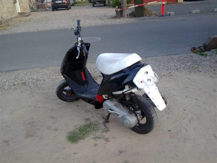 Yamaha jog fs FØR:)..SOLGT billede 5