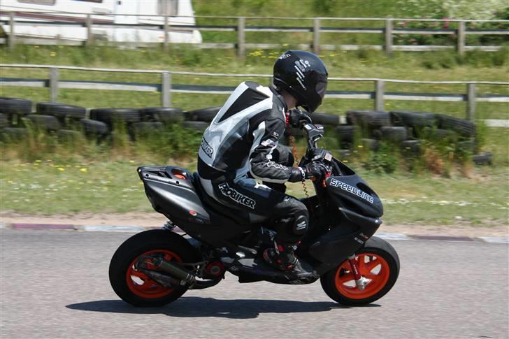Yamaha Aerox *Solgt i dele* - Foto: Attermann billede 3