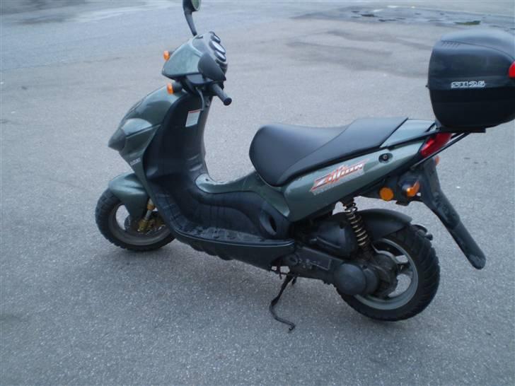 Suzuki Zillion(sjålet) billede 1