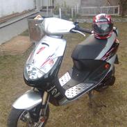 Peugeot Vivacity silver sport