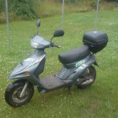 Adly pista $ solgt $