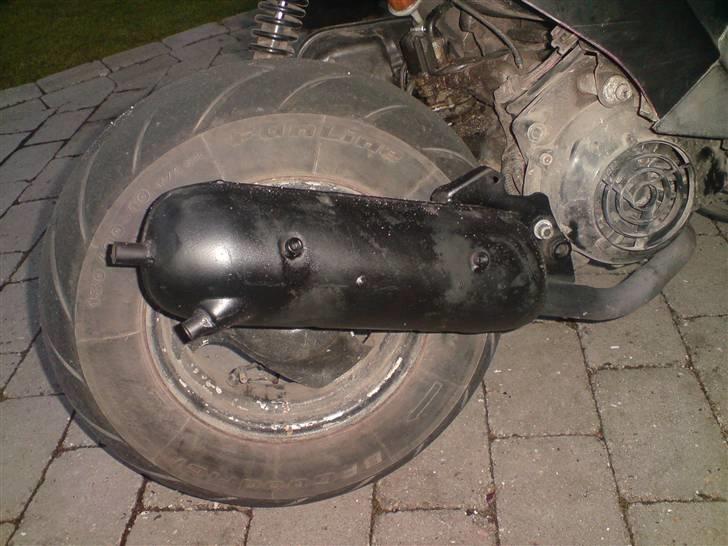 PGO Hot 50 _l TIL SALG l_ - Den ny malet udstødning :D  billede 4