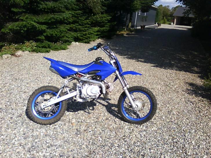 MiniBike 125ccm. - i indkørslen billede 15