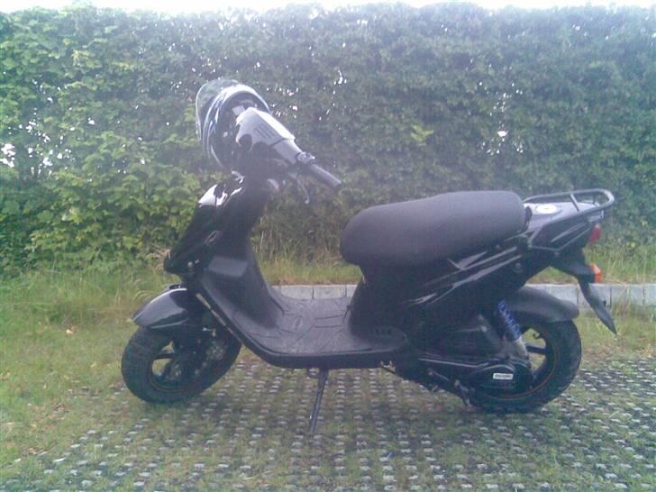 PGO Hot50 SOLGT - Før ;) Fra venstre .. billede 1