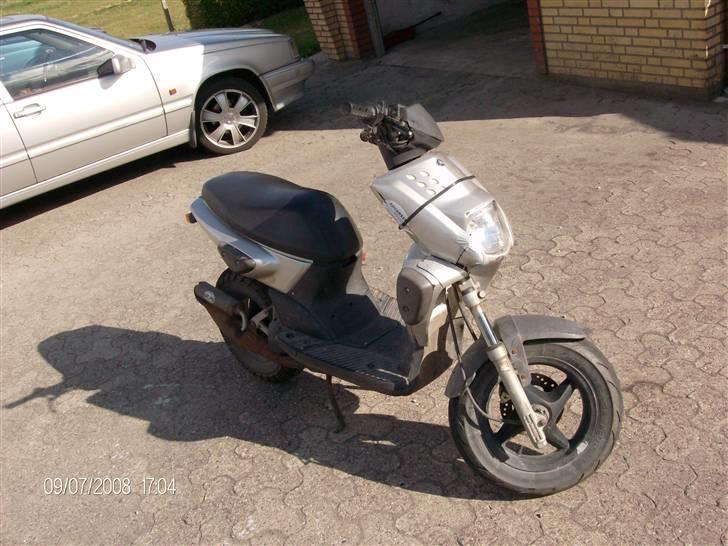 Yamaha slider - solgt for 4000kr billede 1