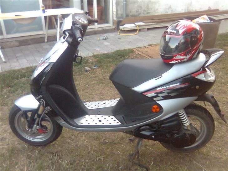 Peugeot Vivacity silver sport billede 5