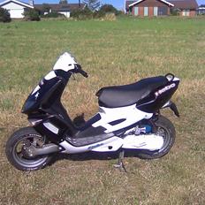 Peugeot speedfight 1