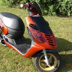 Aprilia Sonic Airbrush