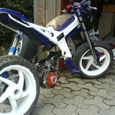 Suzuki Street Magic Solgt