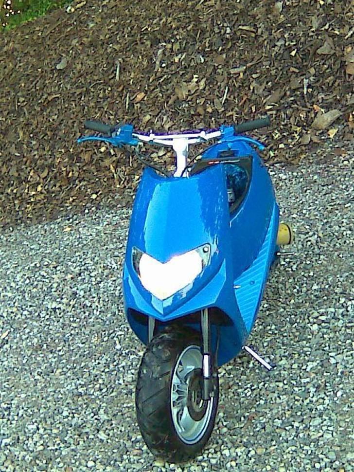 Suzuki Estilete Smølfen billede 11