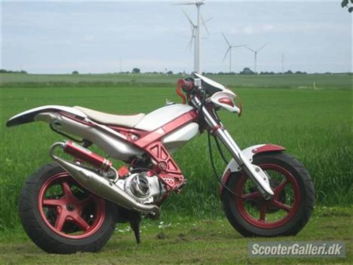 Suzuki street magic SOLGT!!! billede 5