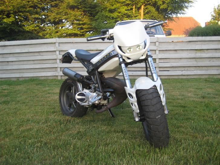 Suzuki street magic*SOLGT* billede 1