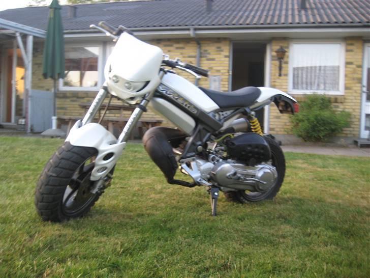 Suzuki street magic*SOLGT* billede 8