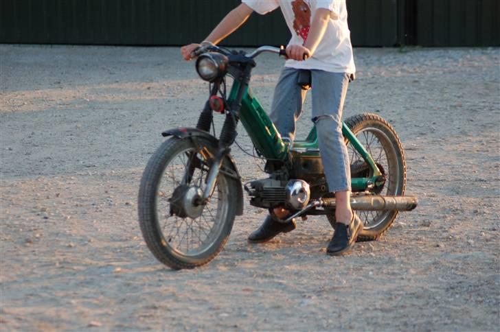 Puch Maxi P - nej, det er ikk mig på maxien, det er min lillebror, jeg har lavet den til ham ;D billede 7