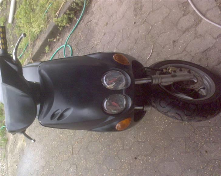 Yamaha Neo's efter SOLGT! - forfra (sån ser det ud når i blir blæst omkuld af vinden fra min neos) billede 11