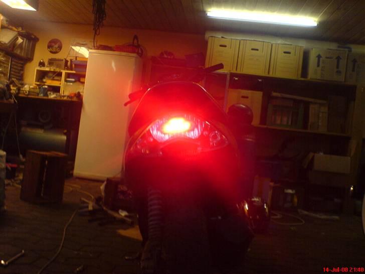 Yamaha Jog R - SOLGT! - Diode-baglygten ;) billede 11